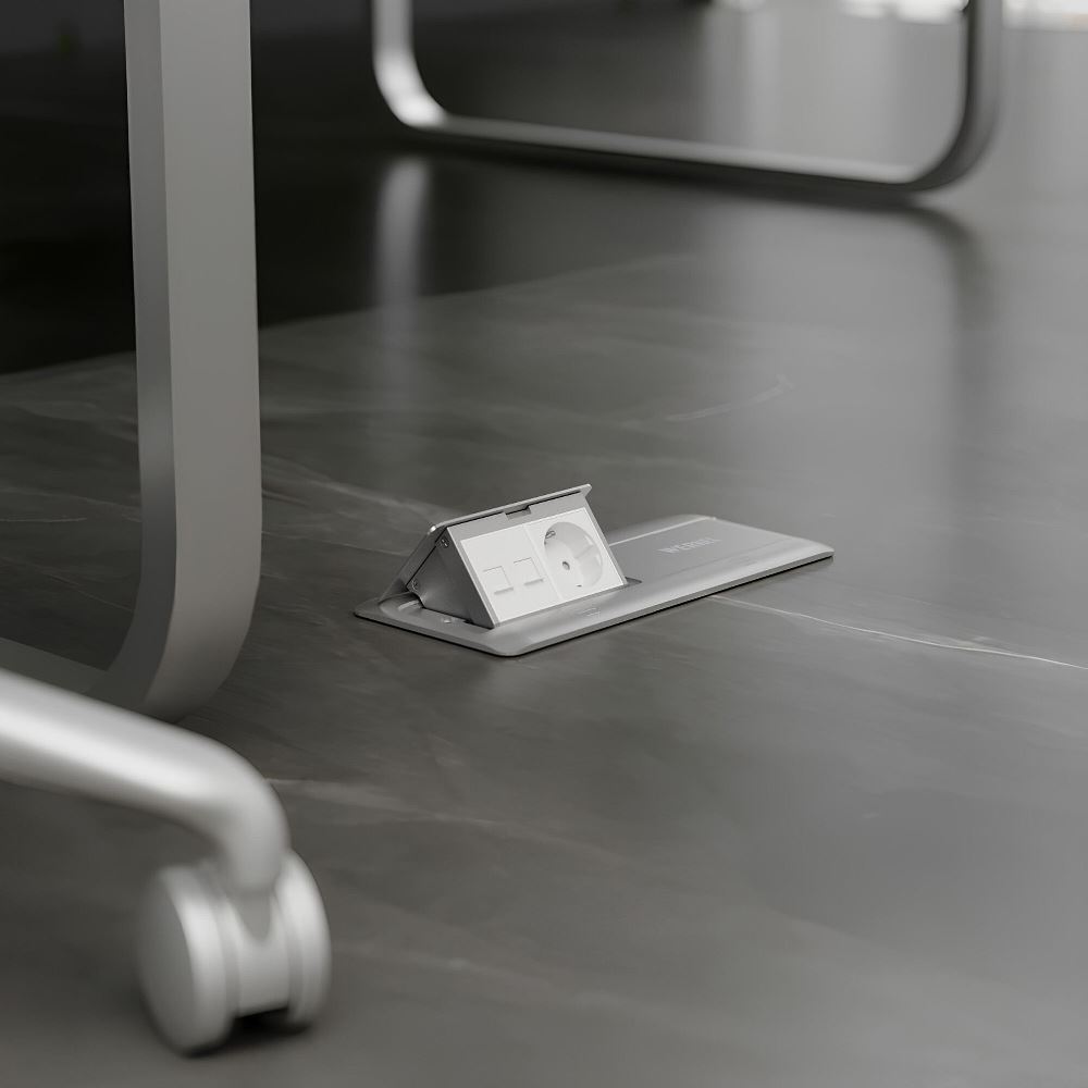 Выдвижной розеточный блок Werkel на 8 модулей Серебряный W8078065 — изображение 3